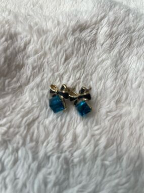 Gold Bow Earrings with Teal Blue Square Stones